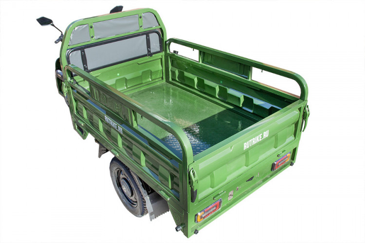 Грузовой электрический трицикл Rutrike Маяк 1500 в Томске