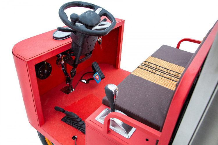 Грузовая электрическая тележка RuTrike КАРА КУНГ в Томске