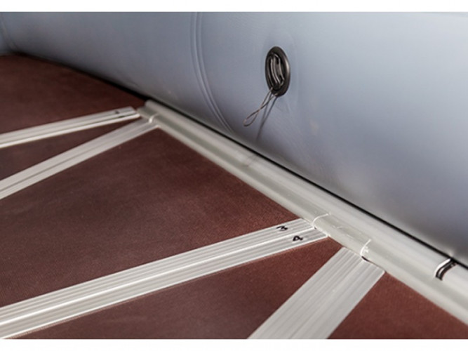 Надувная лодка ПВХ Polar Bird 385M в Томске