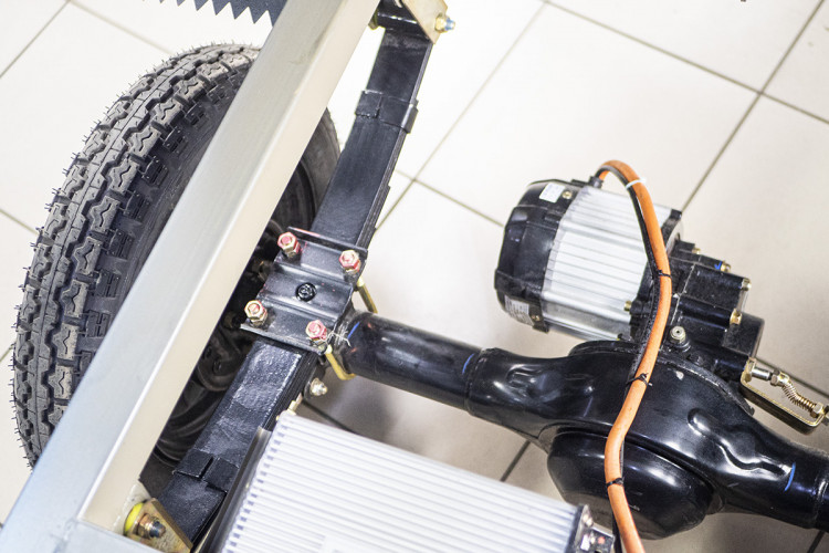 Электротрицикл Rutrike КАРГО Кабина обогрев 1500 грузовой в Томске